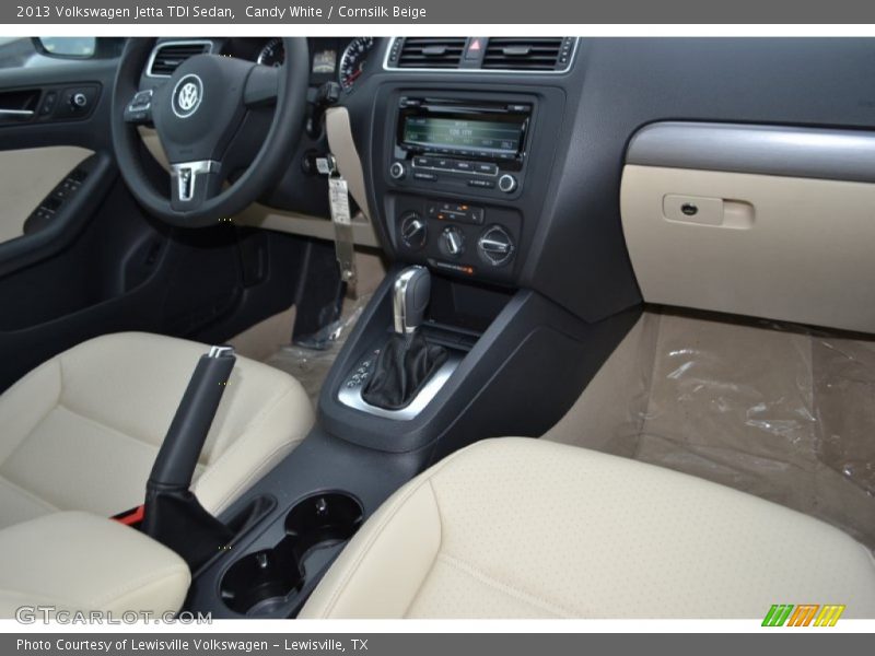 Candy White / Cornsilk Beige 2013 Volkswagen Jetta TDI Sedan