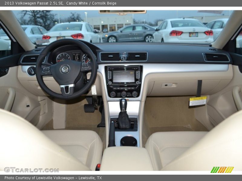 Dashboard of 2013 Passat 2.5L SE