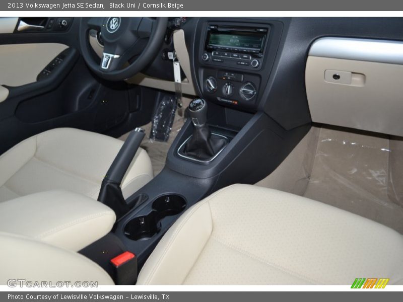 Black Uni / Cornsilk Beige 2013 Volkswagen Jetta SE Sedan