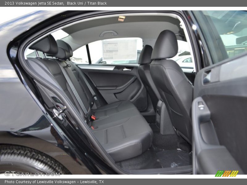 Black Uni / Titan Black 2013 Volkswagen Jetta SE Sedan