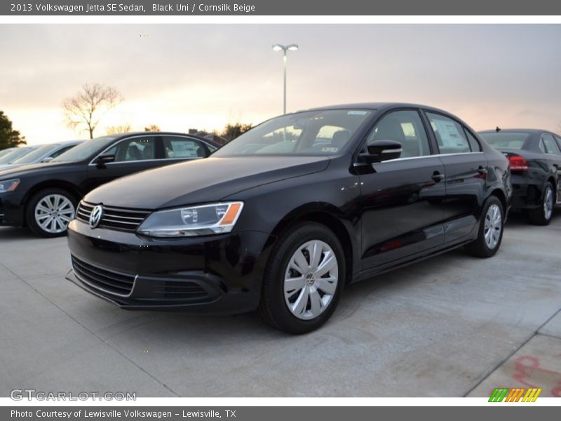 Black Uni / Cornsilk Beige 2013 Volkswagen Jetta SE Sedan