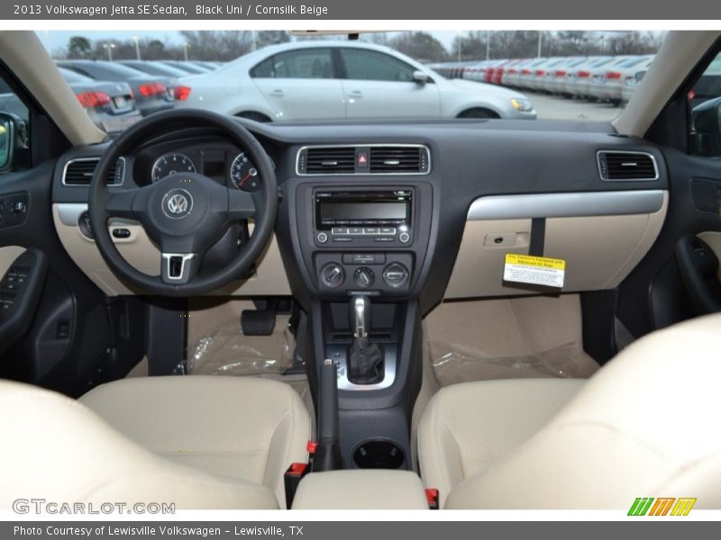 Black Uni / Cornsilk Beige 2013 Volkswagen Jetta SE Sedan