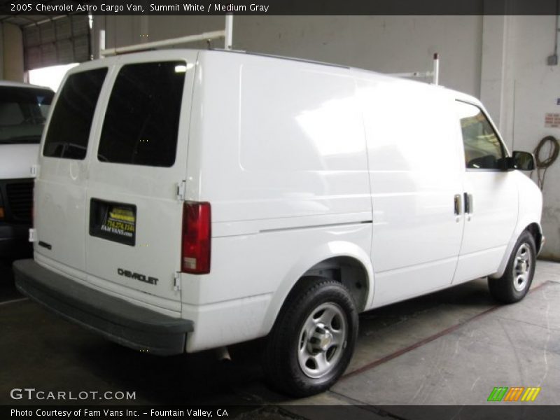 Summit White / Medium Gray 2005 Chevrolet Astro Cargo Van