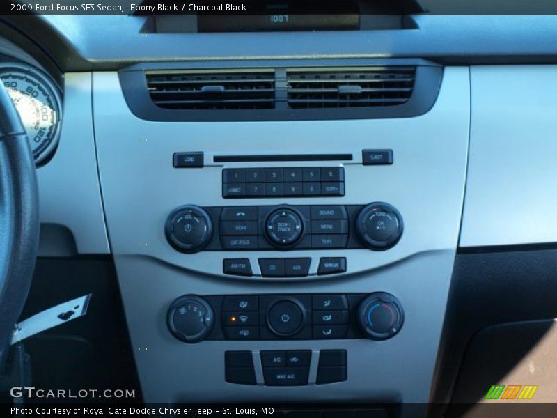 Ebony Black / Charcoal Black 2009 Ford Focus SES Sedan