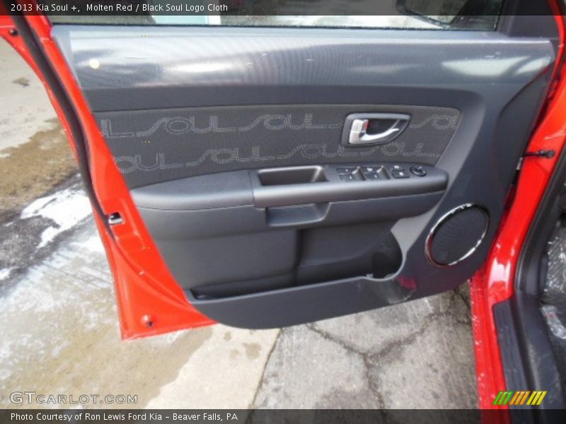Molten Red / Black Soul Logo Cloth 2013 Kia Soul +