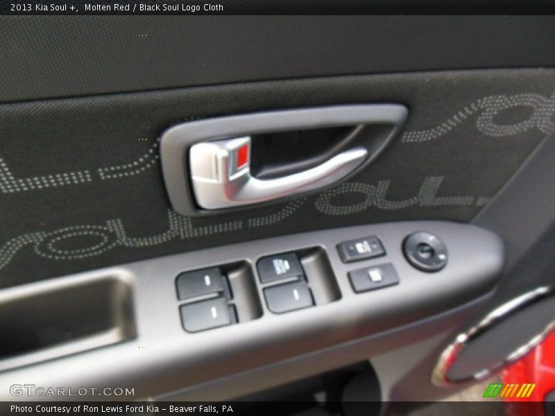 Molten Red / Black Soul Logo Cloth 2013 Kia Soul +