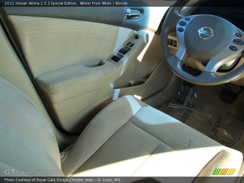 Winter Frost White / Blonde 2012 Nissan Altima 2.5 S Special Edition