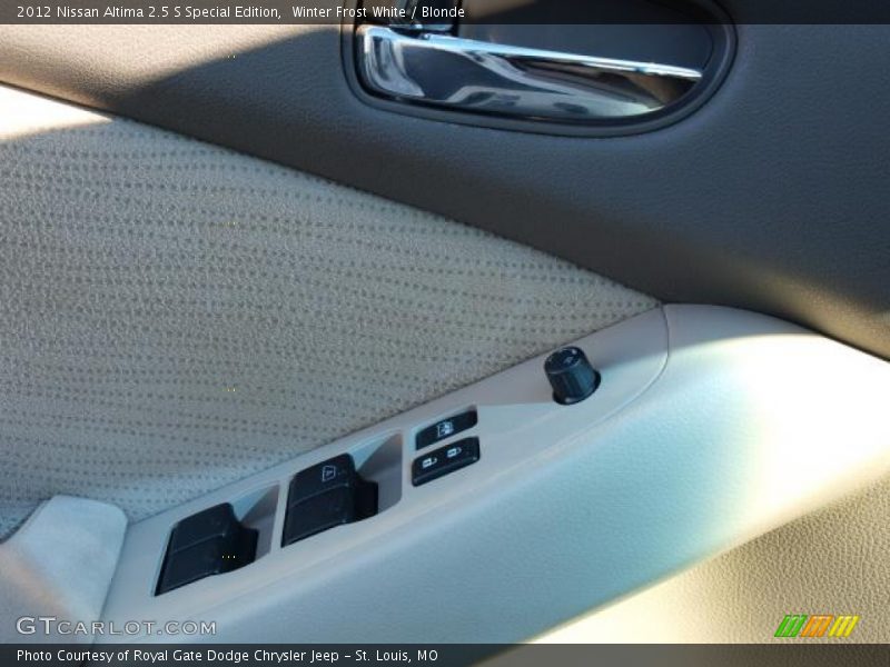 Winter Frost White / Blonde 2012 Nissan Altima 2.5 S Special Edition