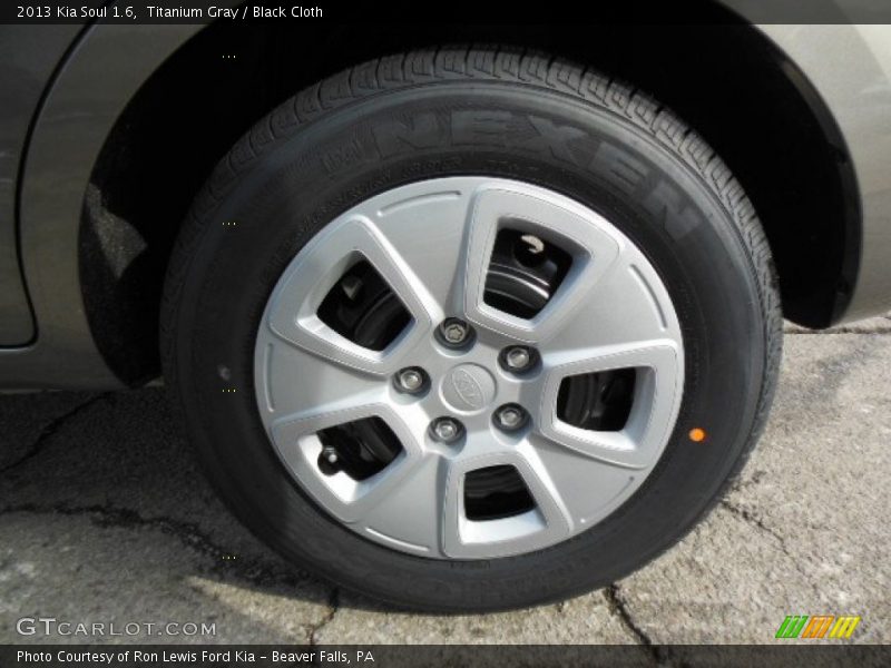 Titanium Gray / Black Cloth 2013 Kia Soul 1.6
