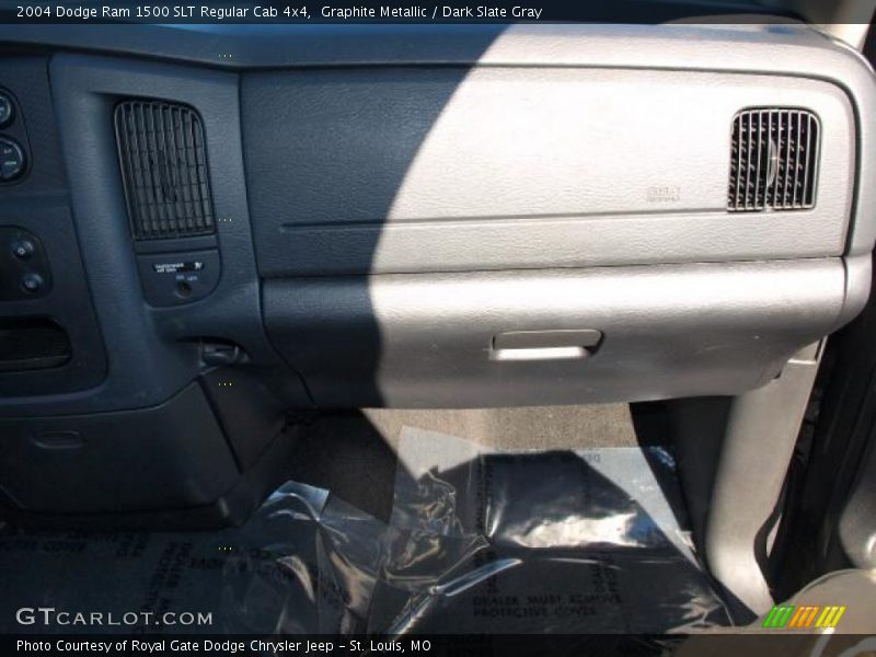 Graphite Metallic / Dark Slate Gray 2004 Dodge Ram 1500 SLT Regular Cab 4x4