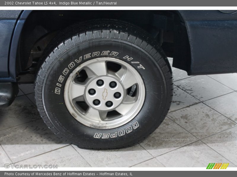 Indigo Blue Metallic / Tan/Neutral 2002 Chevrolet Tahoe LS 4x4