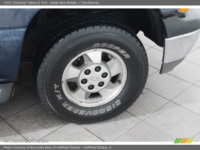 Indigo Blue Metallic / Tan/Neutral 2002 Chevrolet Tahoe LS 4x4