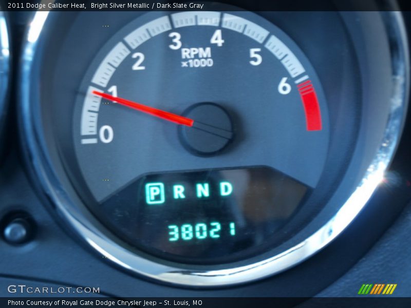 Bright Silver Metallic / Dark Slate Gray 2011 Dodge Caliber Heat