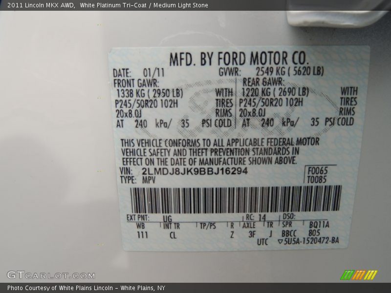2011 MKX AWD White Platinum Tri-Coat Color Code UG