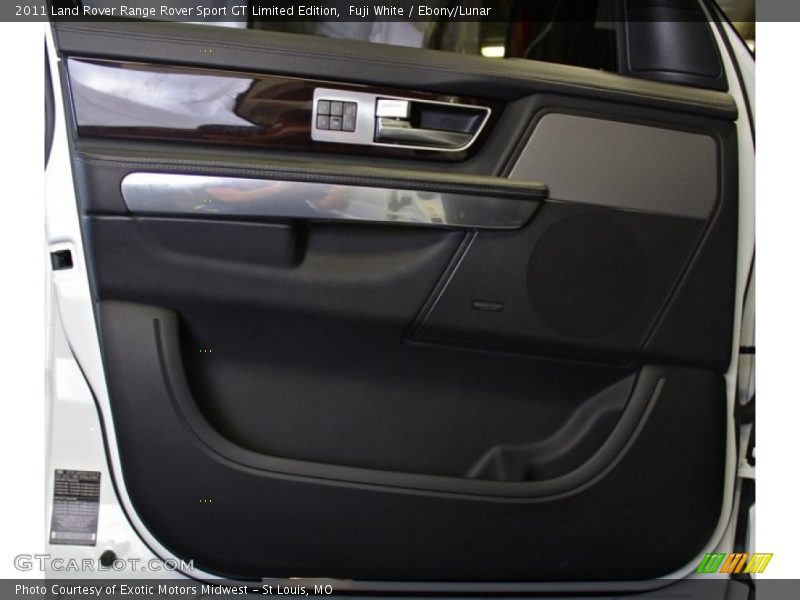 Door Panel of 2011 Range Rover Sport GT Limited Edition