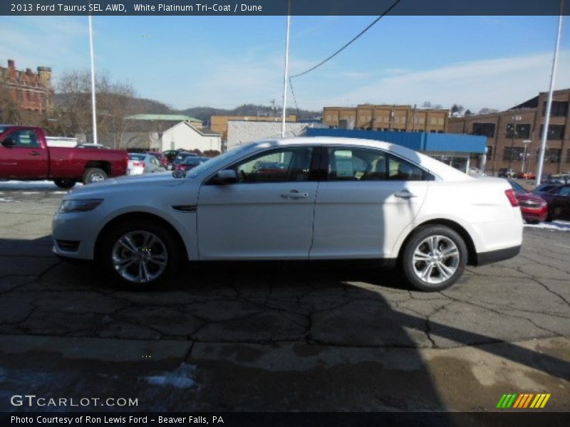 White Platinum Tri-Coat / Dune 2013 Ford Taurus SEL AWD