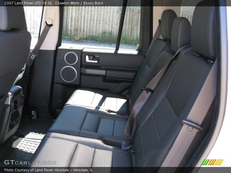 Chawton White / Ebony Black 2007 Land Rover LR3 V8 SE