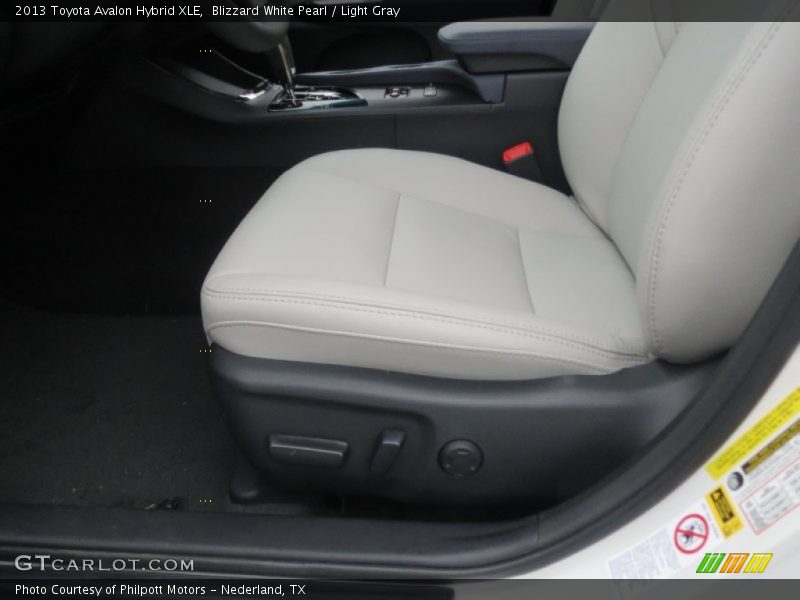 Front Seat of 2013 Avalon Hybrid XLE