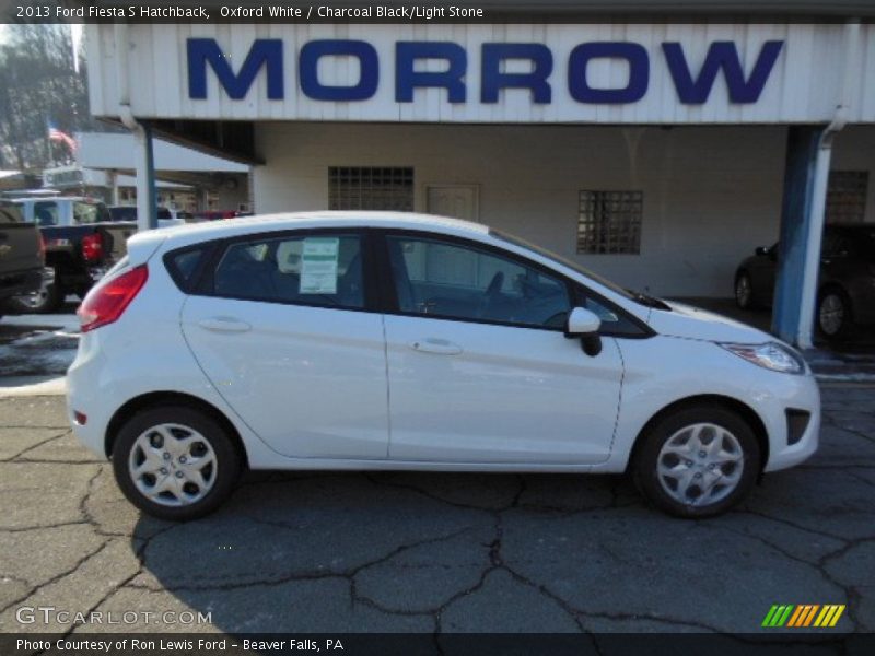 Oxford White / Charcoal Black/Light Stone 2013 Ford Fiesta S Hatchback
