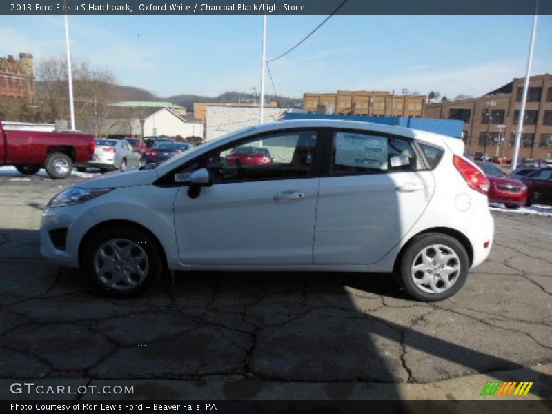 Oxford White / Charcoal Black/Light Stone 2013 Ford Fiesta S Hatchback
