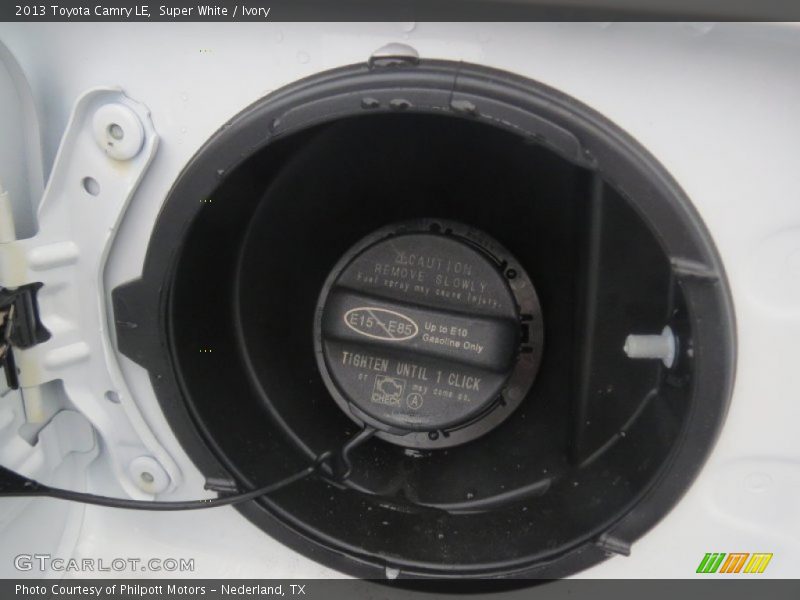 Super White / Ivory 2013 Toyota Camry LE