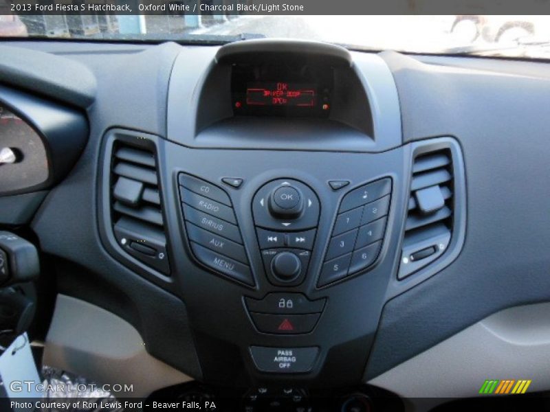 Oxford White / Charcoal Black/Light Stone 2013 Ford Fiesta S Hatchback