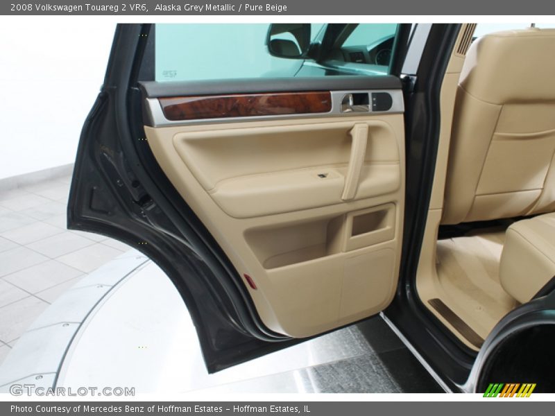Alaska Grey Metallic / Pure Beige 2008 Volkswagen Touareg 2 VR6