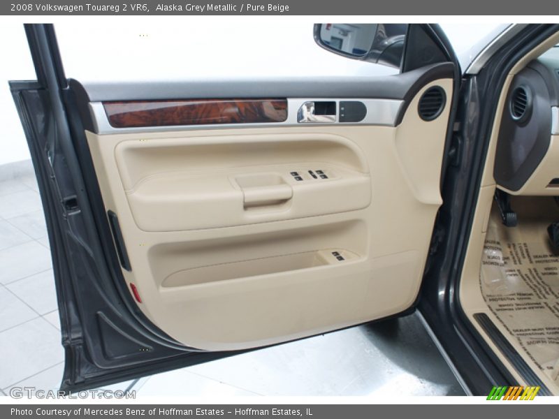 Alaska Grey Metallic / Pure Beige 2008 Volkswagen Touareg 2 VR6