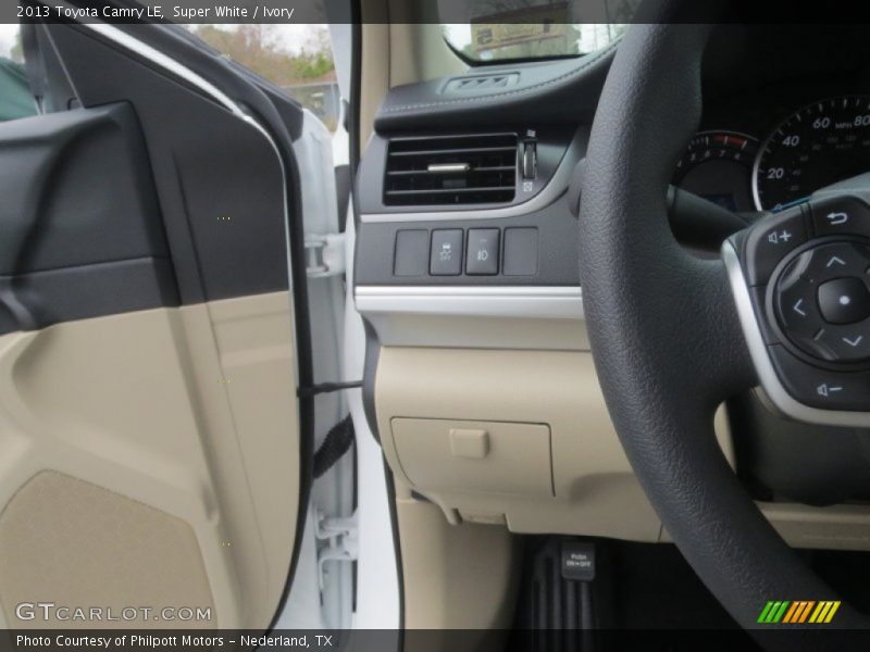 Super White / Ivory 2013 Toyota Camry LE