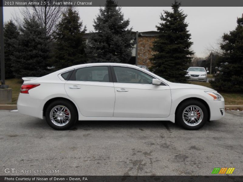 Pearl White / Charcoal 2013 Nissan Altima 2.5 S