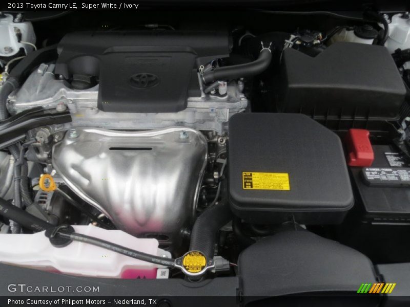 Super White / Ivory 2013 Toyota Camry LE