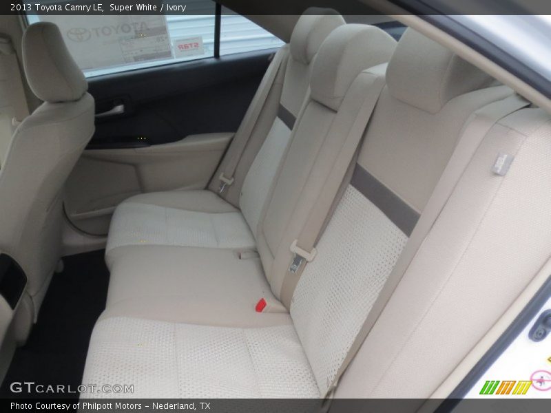 Super White / Ivory 2013 Toyota Camry LE