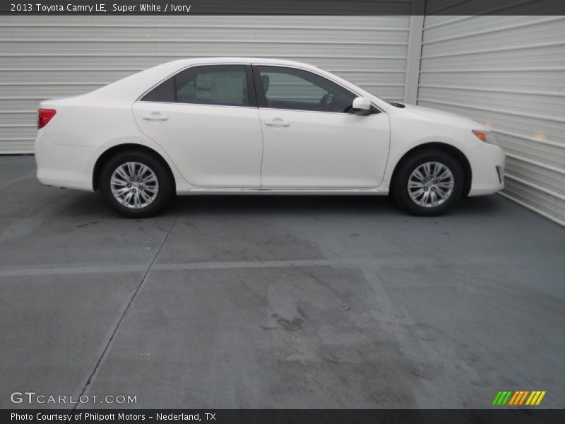 Super White / Ivory 2013 Toyota Camry LE