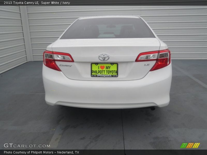 Super White / Ivory 2013 Toyota Camry LE