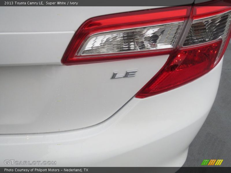 Super White / Ivory 2013 Toyota Camry LE