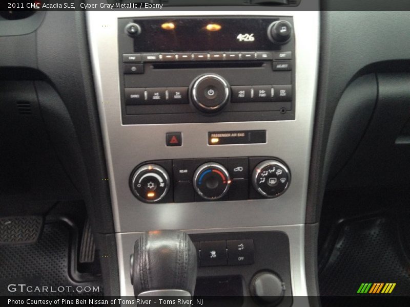 Cyber Gray Metallic / Ebony 2011 GMC Acadia SLE