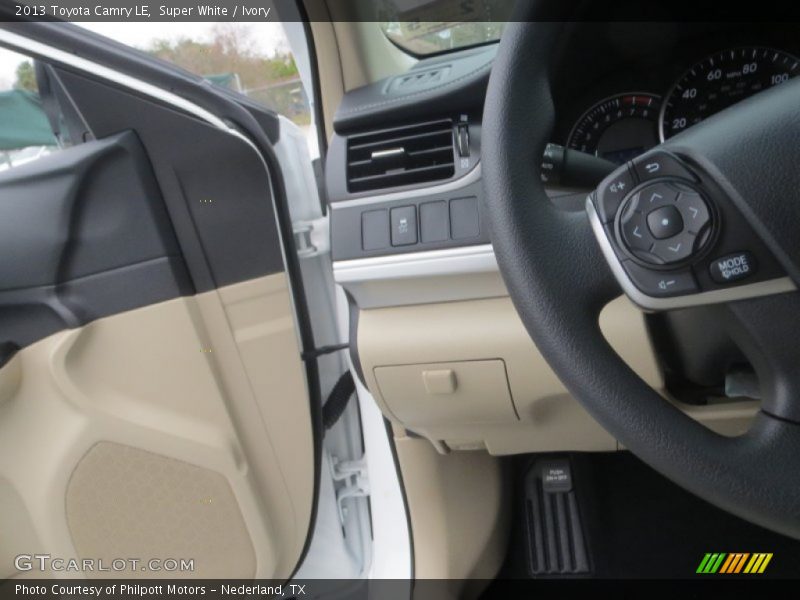 Super White / Ivory 2013 Toyota Camry LE