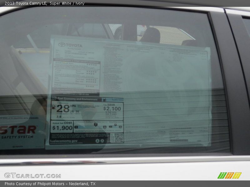 Super White / Ivory 2013 Toyota Camry LE