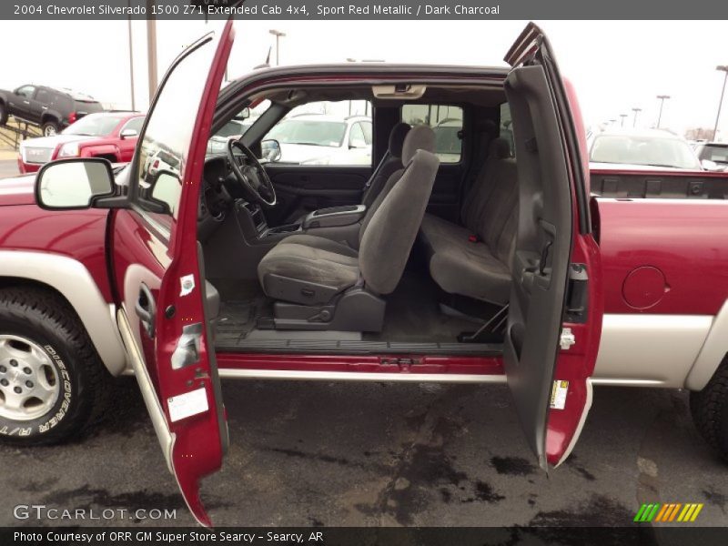 Sport Red Metallic / Dark Charcoal 2004 Chevrolet Silverado 1500 Z71 Extended Cab 4x4