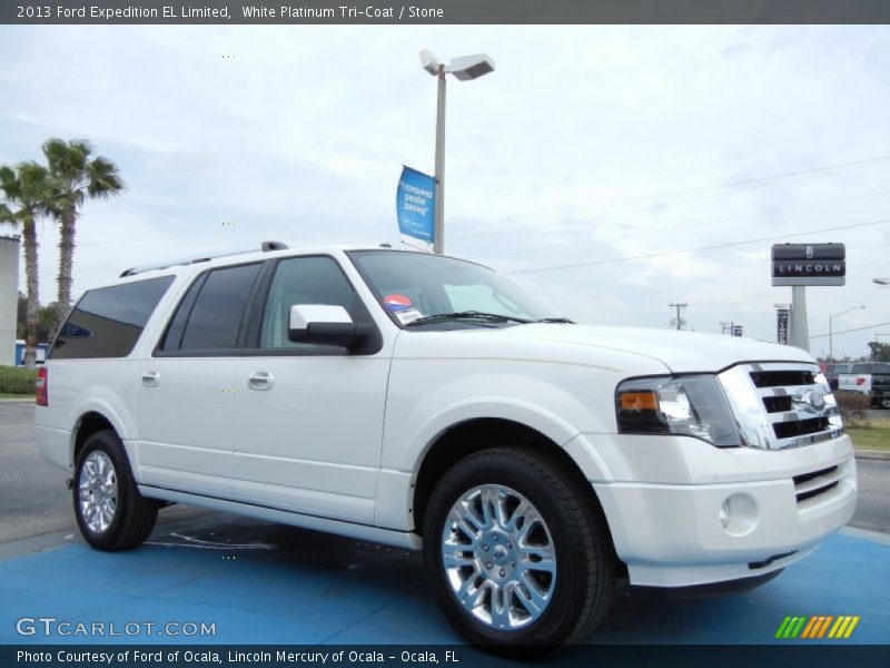 Front 3/4 View of 2013 Expedition EL Limited