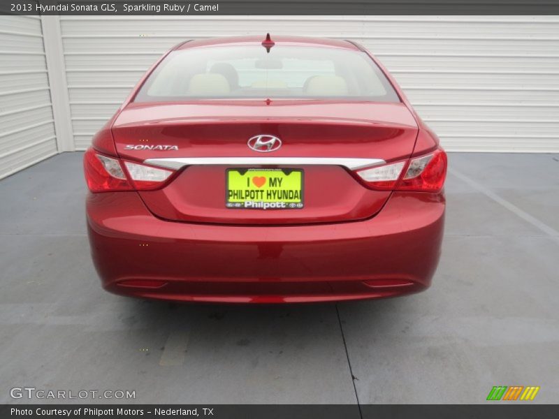 Sparkling Ruby / Camel 2013 Hyundai Sonata GLS