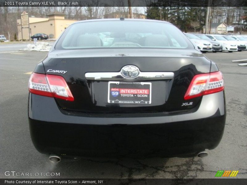 Black / Ash 2011 Toyota Camry XLE V6