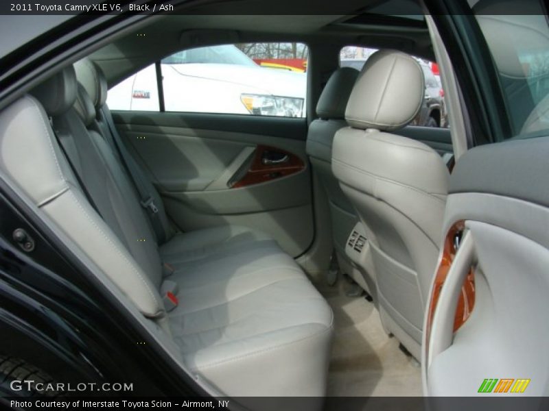 Black / Ash 2011 Toyota Camry XLE V6