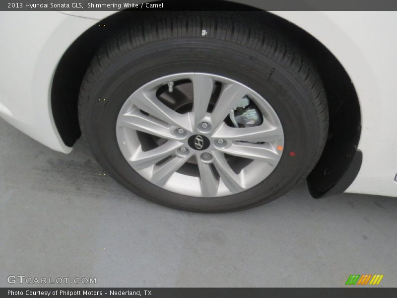 Shimmering White / Camel 2013 Hyundai Sonata GLS