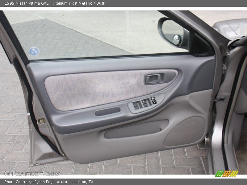 Door Panel of 1999 Altima GXE