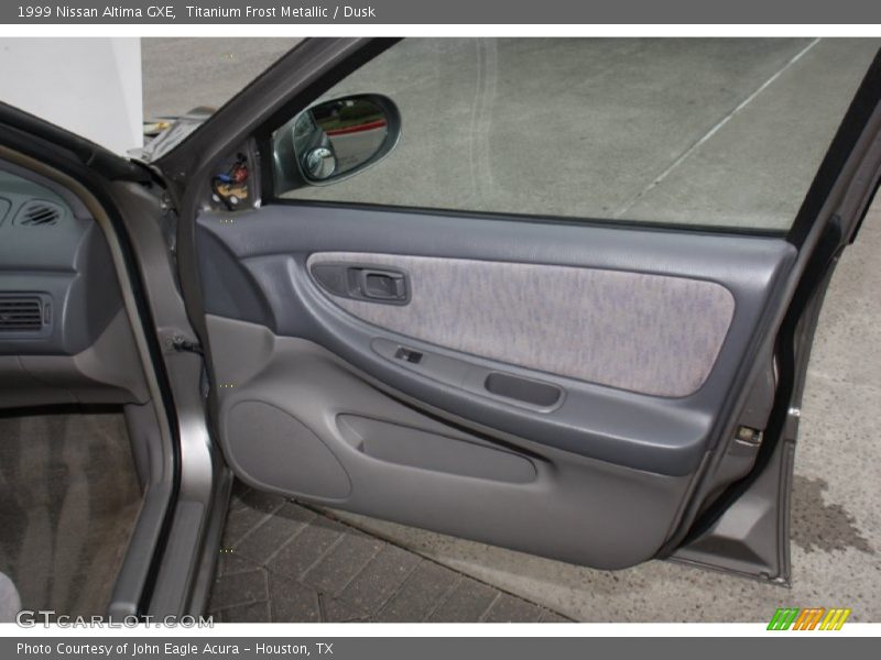Door Panel of 1999 Altima GXE