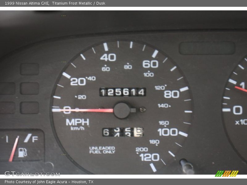 Titanium Frost Metallic / Dusk 1999 Nissan Altima GXE