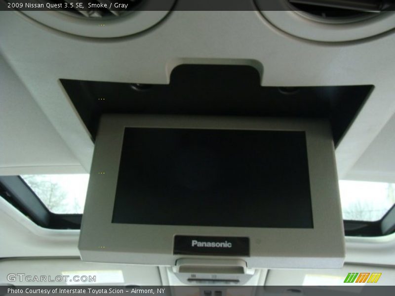 Entertainment System of 2009 Quest 3.5 SE