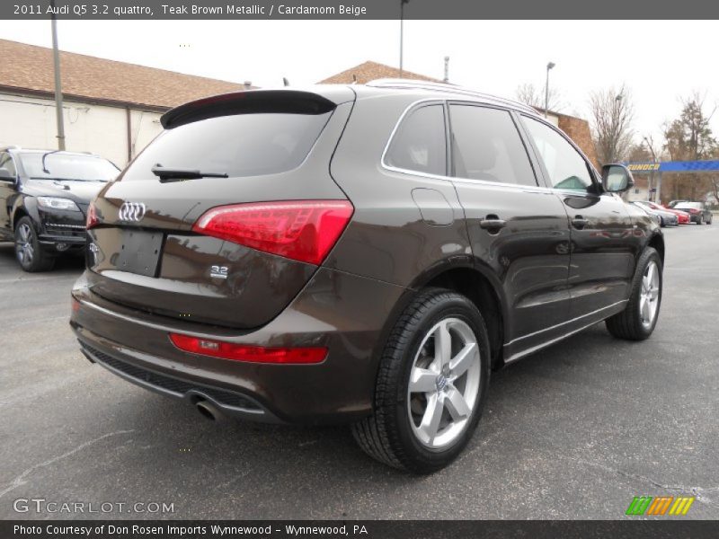  2011 Q5 3.2 quattro Teak Brown Metallic