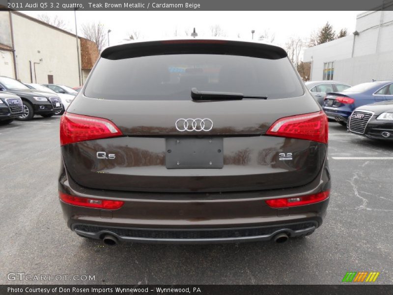 Teak Brown Metallic / Cardamom Beige 2011 Audi Q5 3.2 quattro